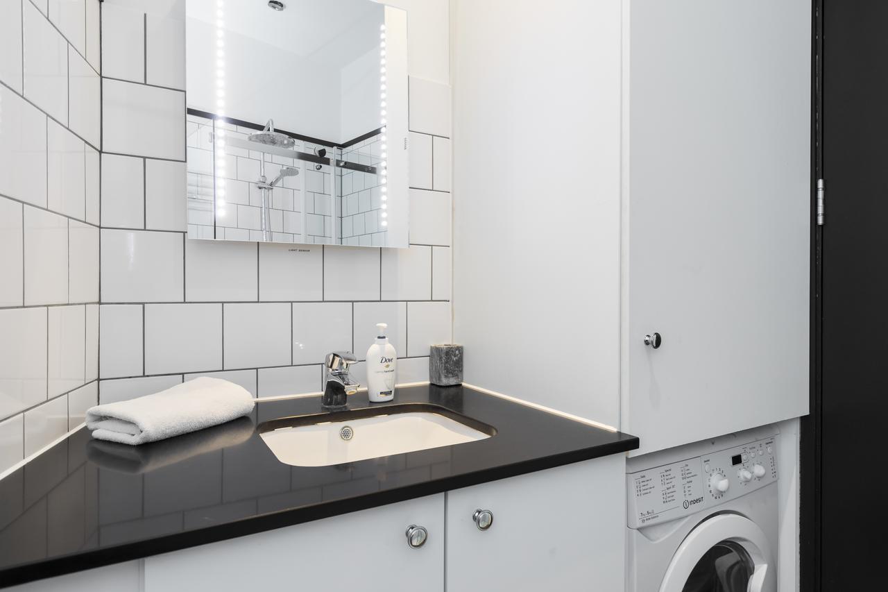 Apartment 6 Portobello Road London