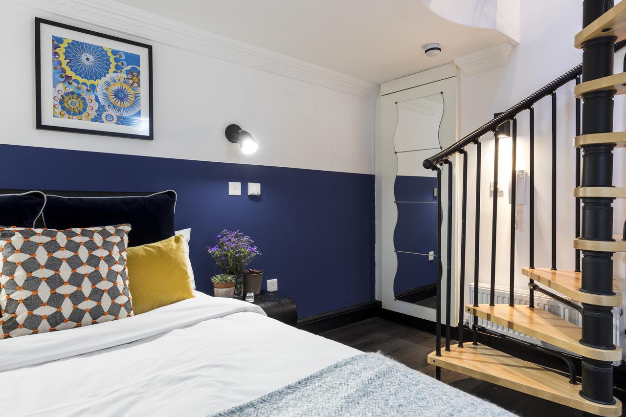 6 Portobello Road * London