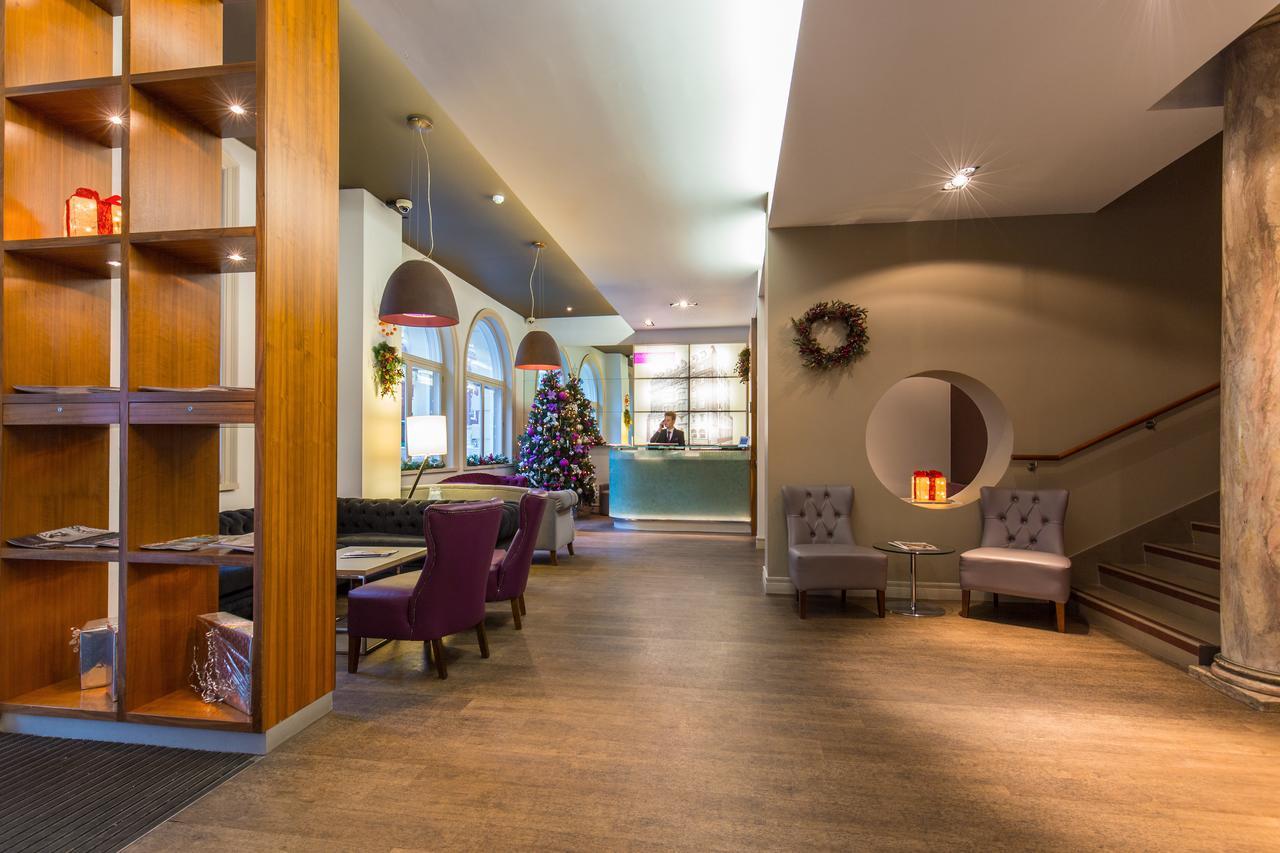 The Memoir Club, Formerly Ambassador Bloomsbury Hotel