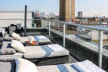 Hotel Courtyard & Penthouse London