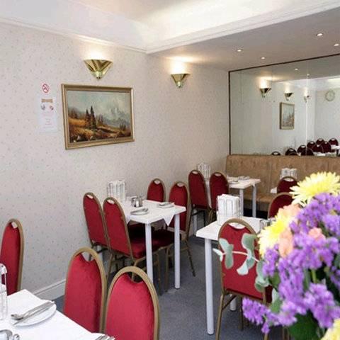 Oliver Plaza Hotel London