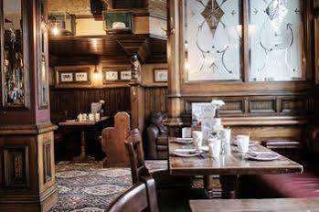 Hotel The Mad Hatter London