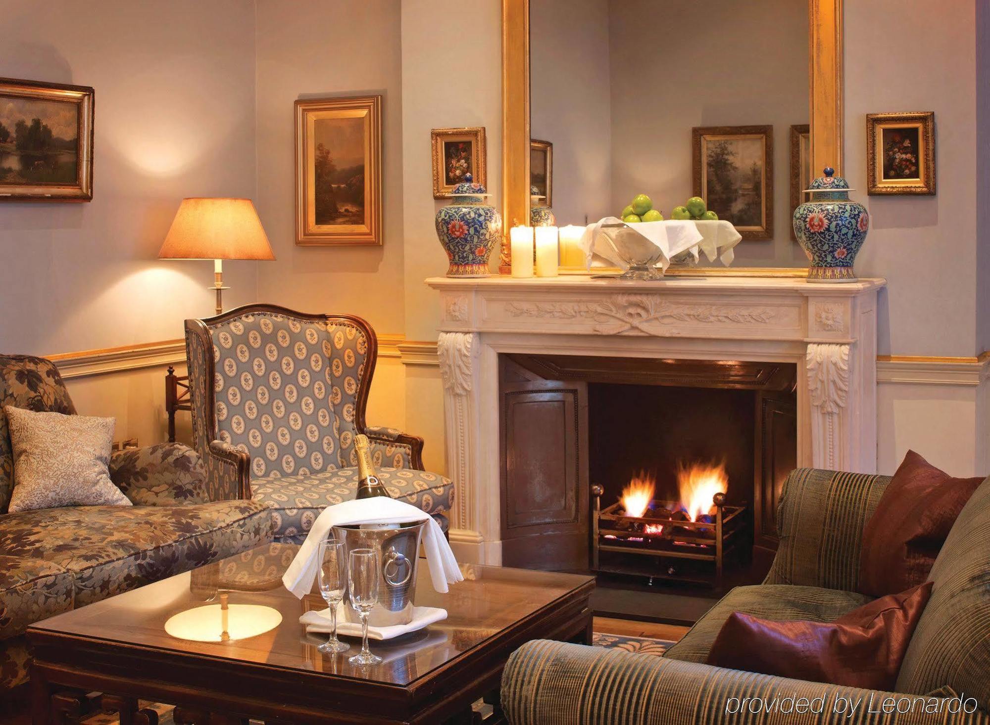 Roseate House Hotel