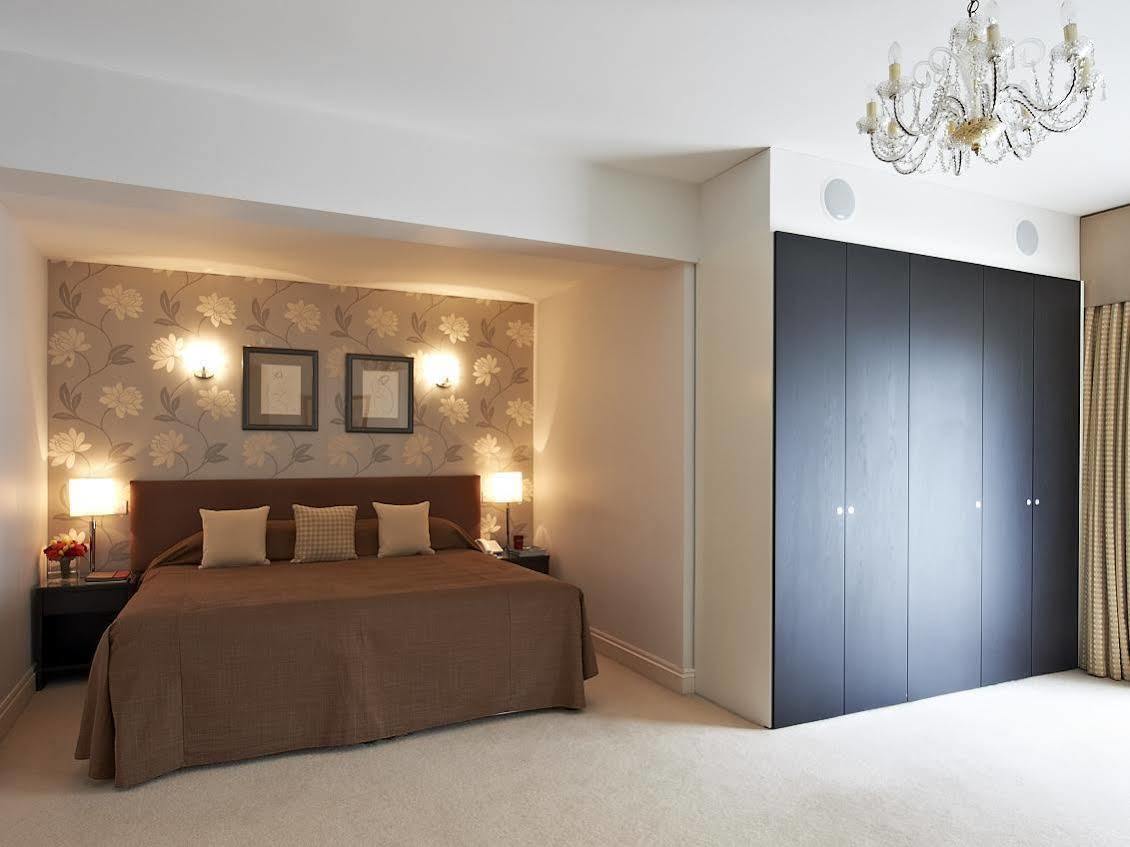 Arlington House Apartment
