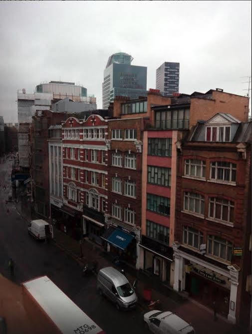Travelodge Road 3*