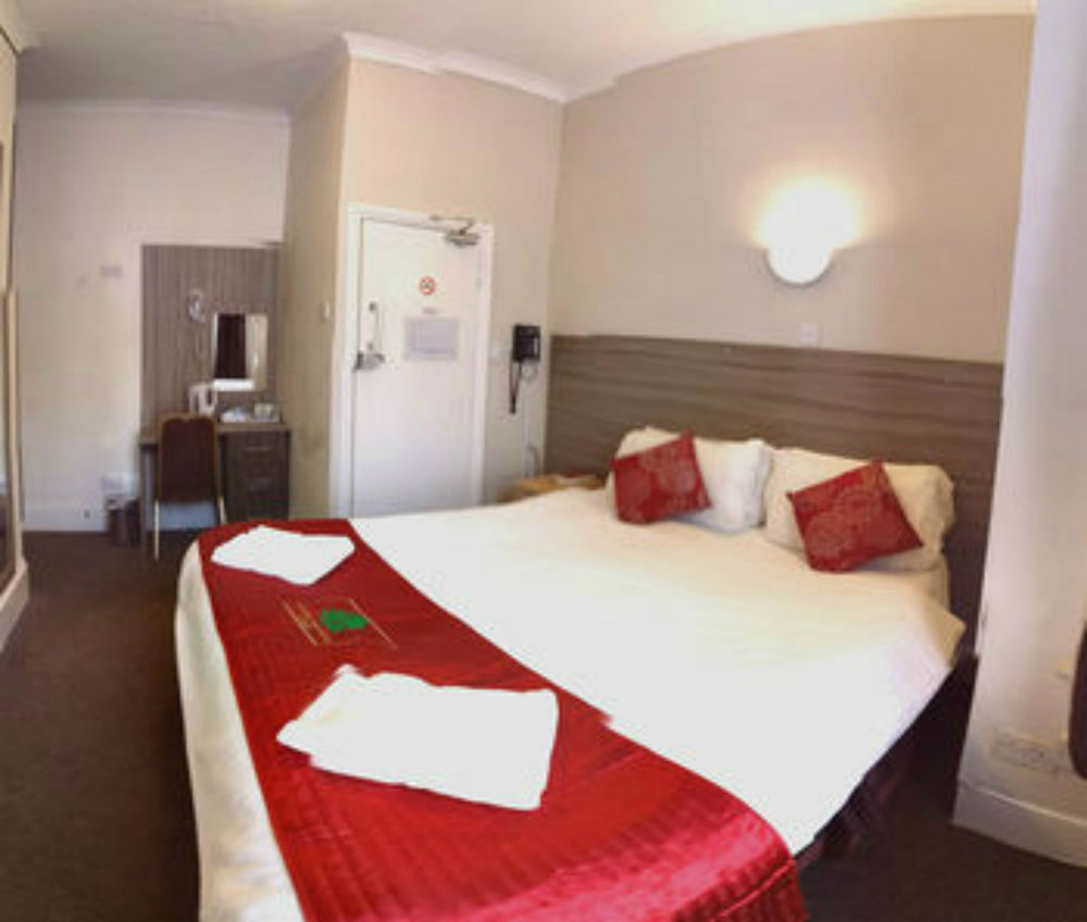 Hotel Holland Park 3*