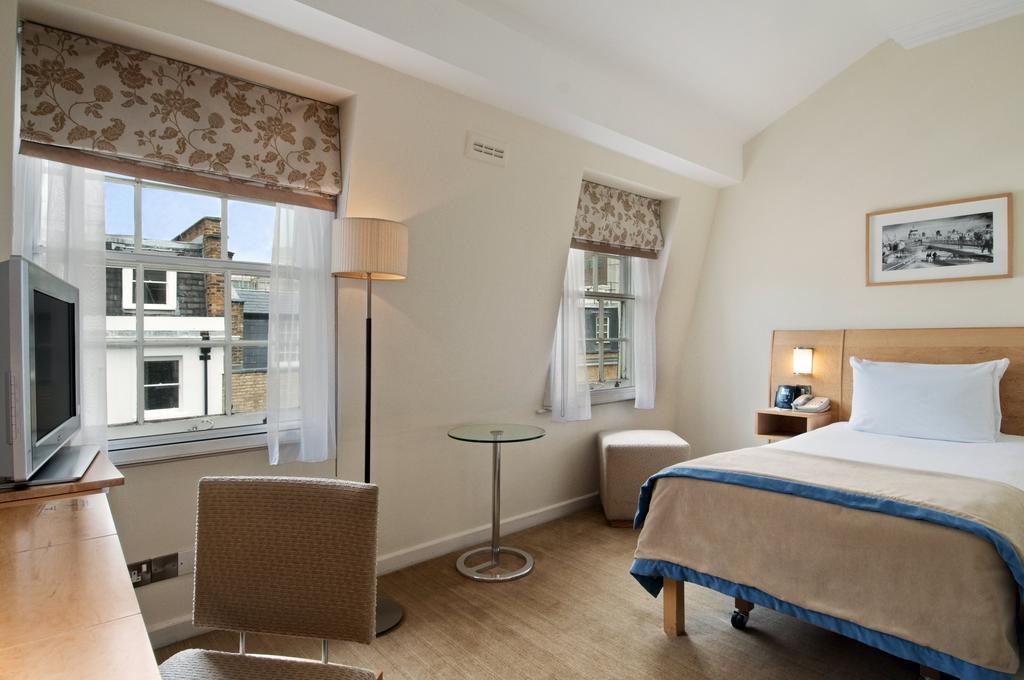 Hotel The Mayfair Townhouse - An Iconic Luxury 5*