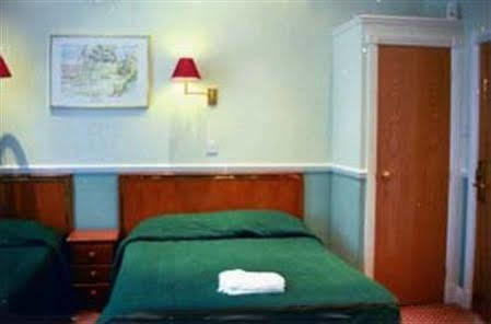 Hyde Park Radnor 4* London