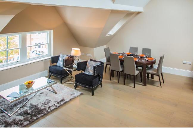 Apartment Ealing London