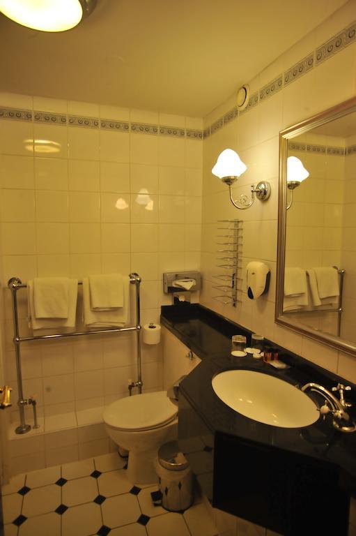 The Westland 3* London