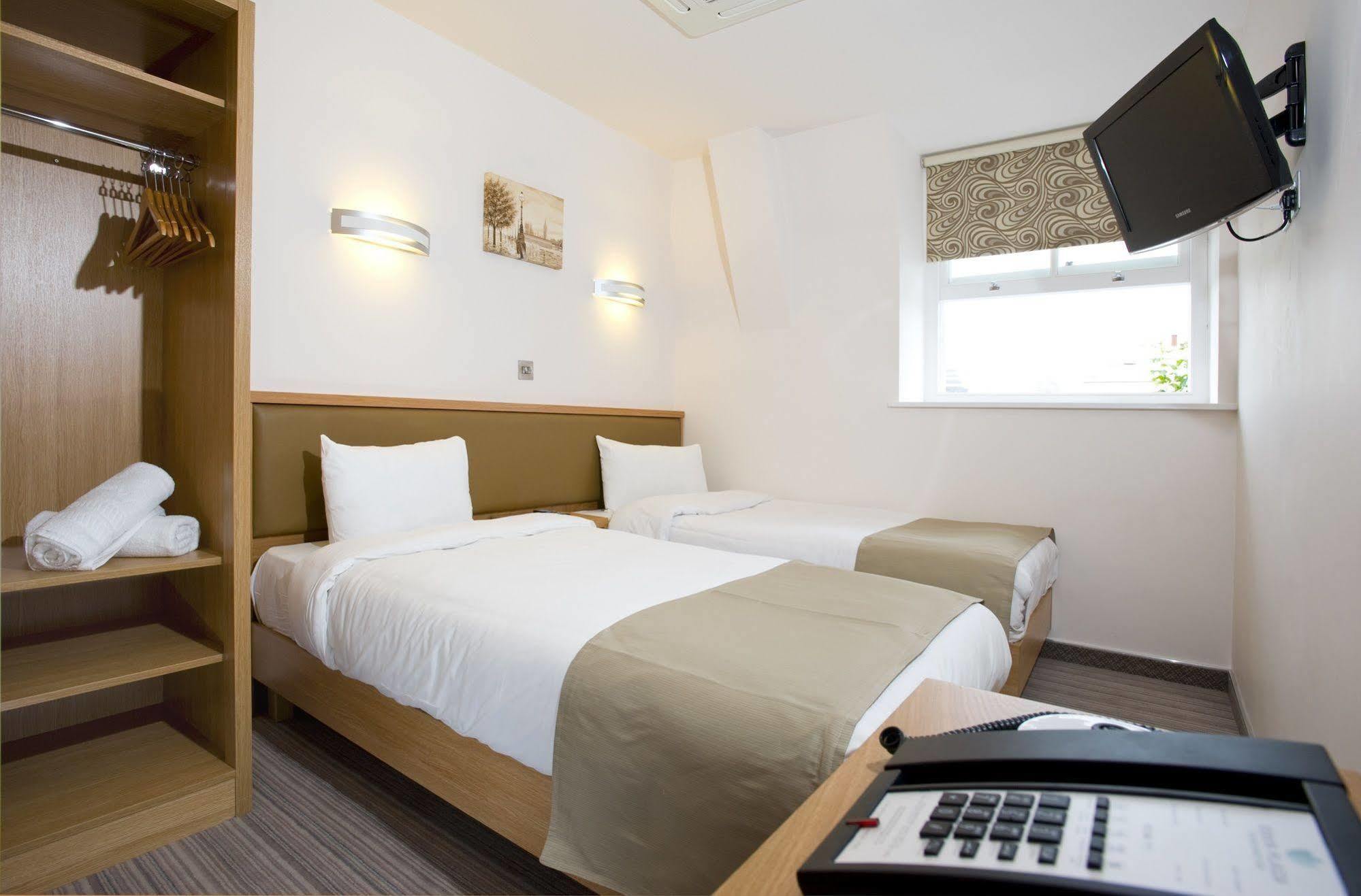 Eden Plaza Hotel London
