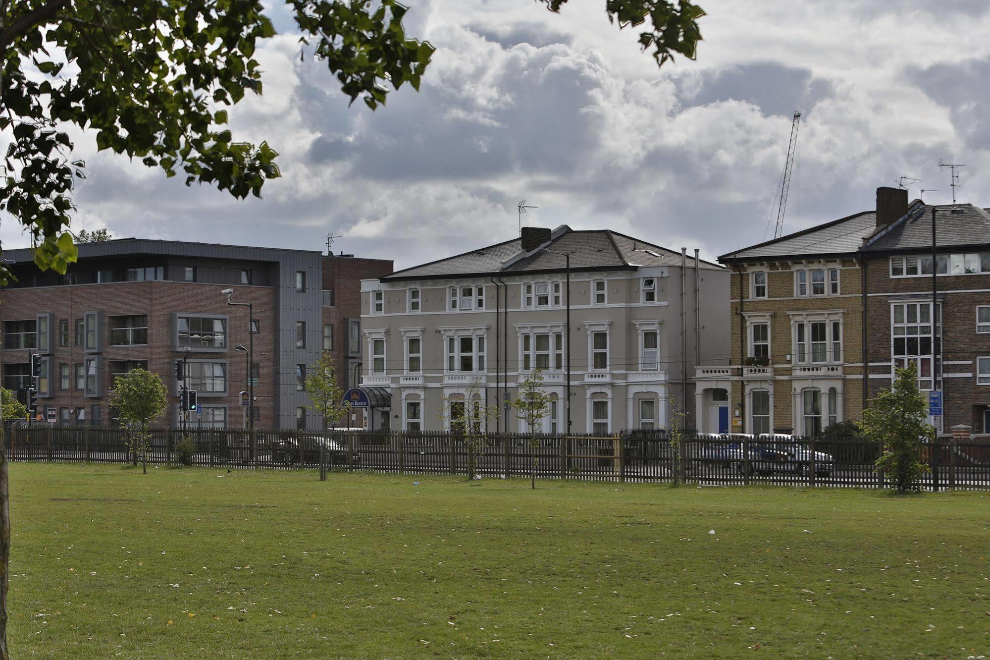 Western Highbury London