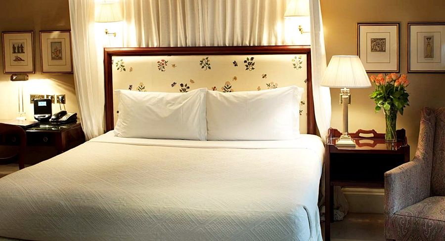 Hotel Roseate House