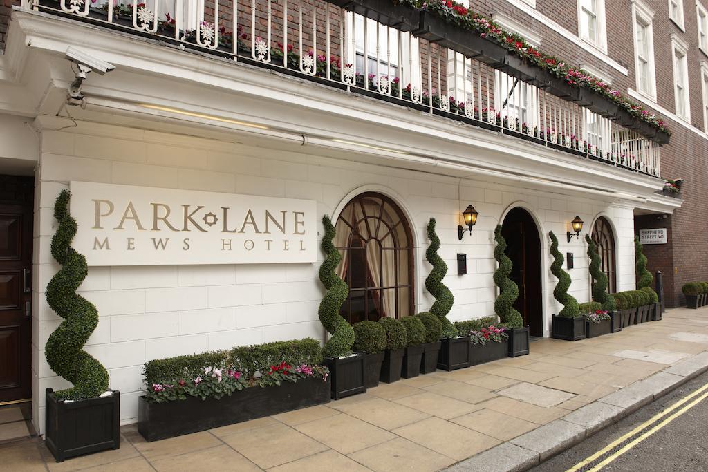 Park Lane Mews 4*