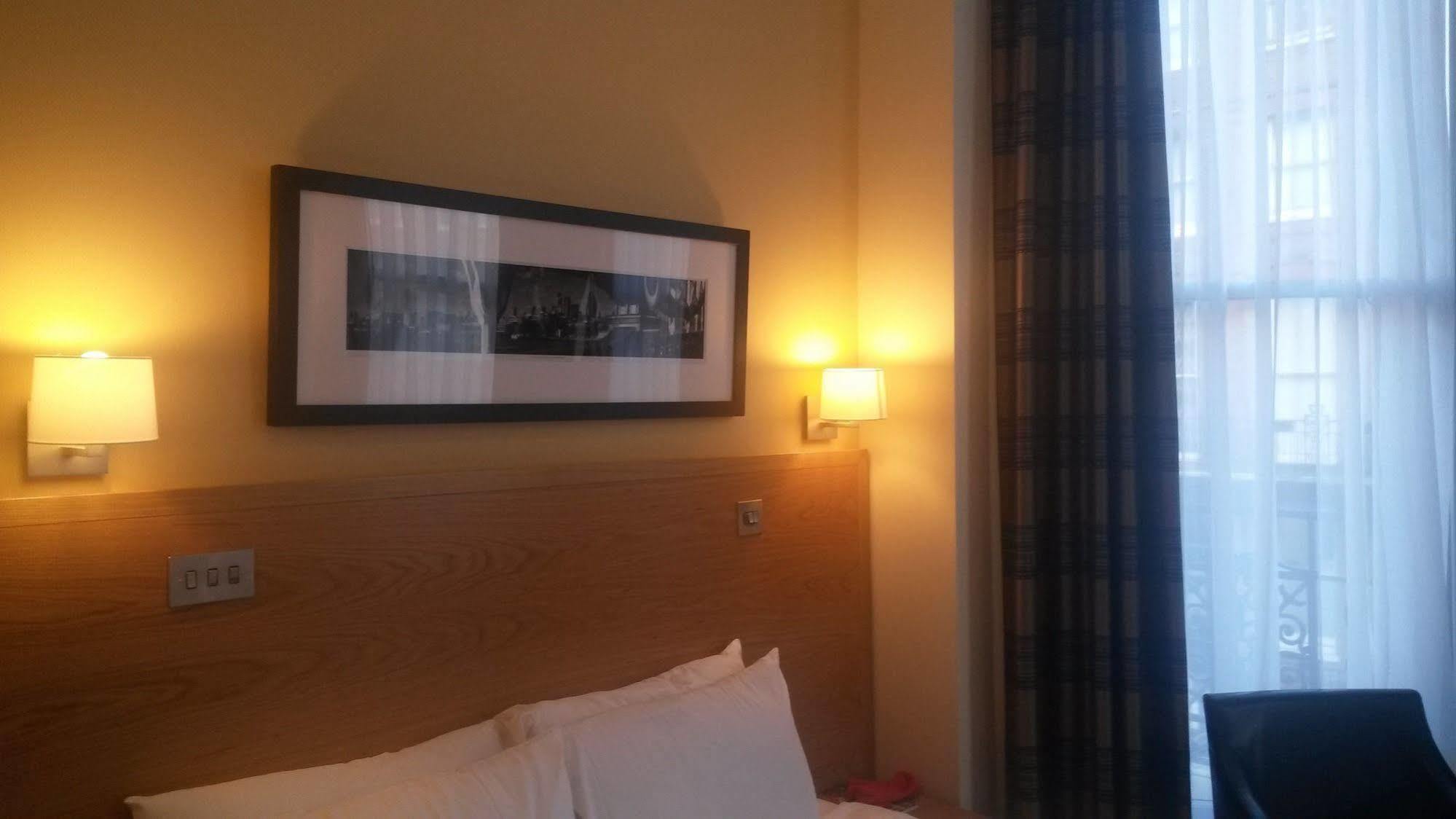 Regency Parkside Hotel 4*
