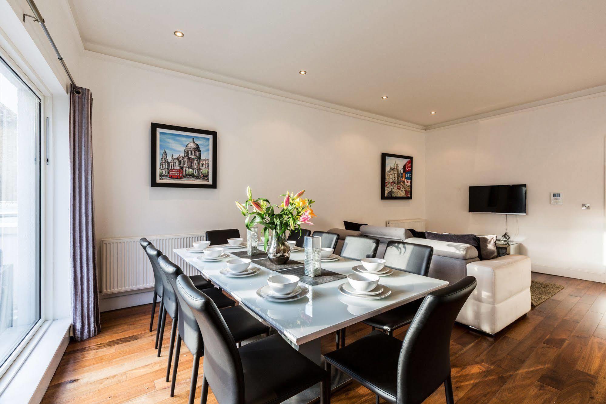 Hotel Courtyard & Penthouse 5*