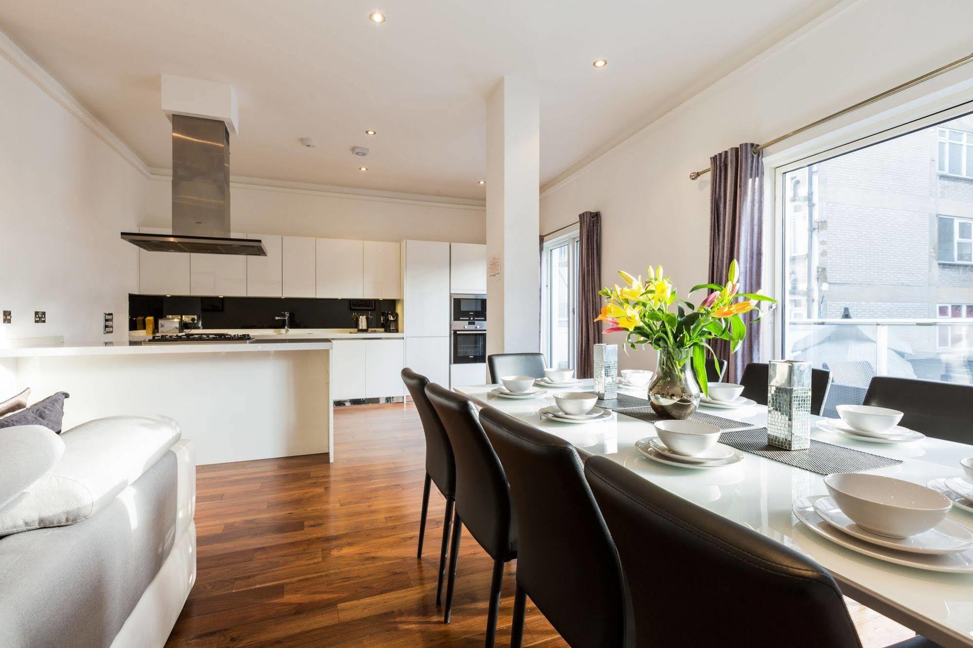 Courtyard & Penthouse Hotel 5*