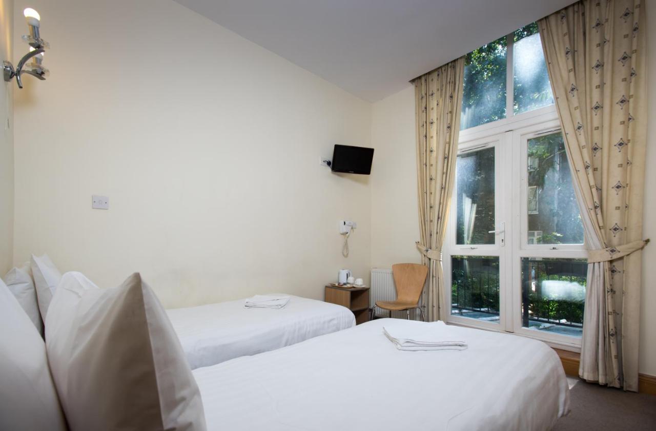St Joseph Hotel