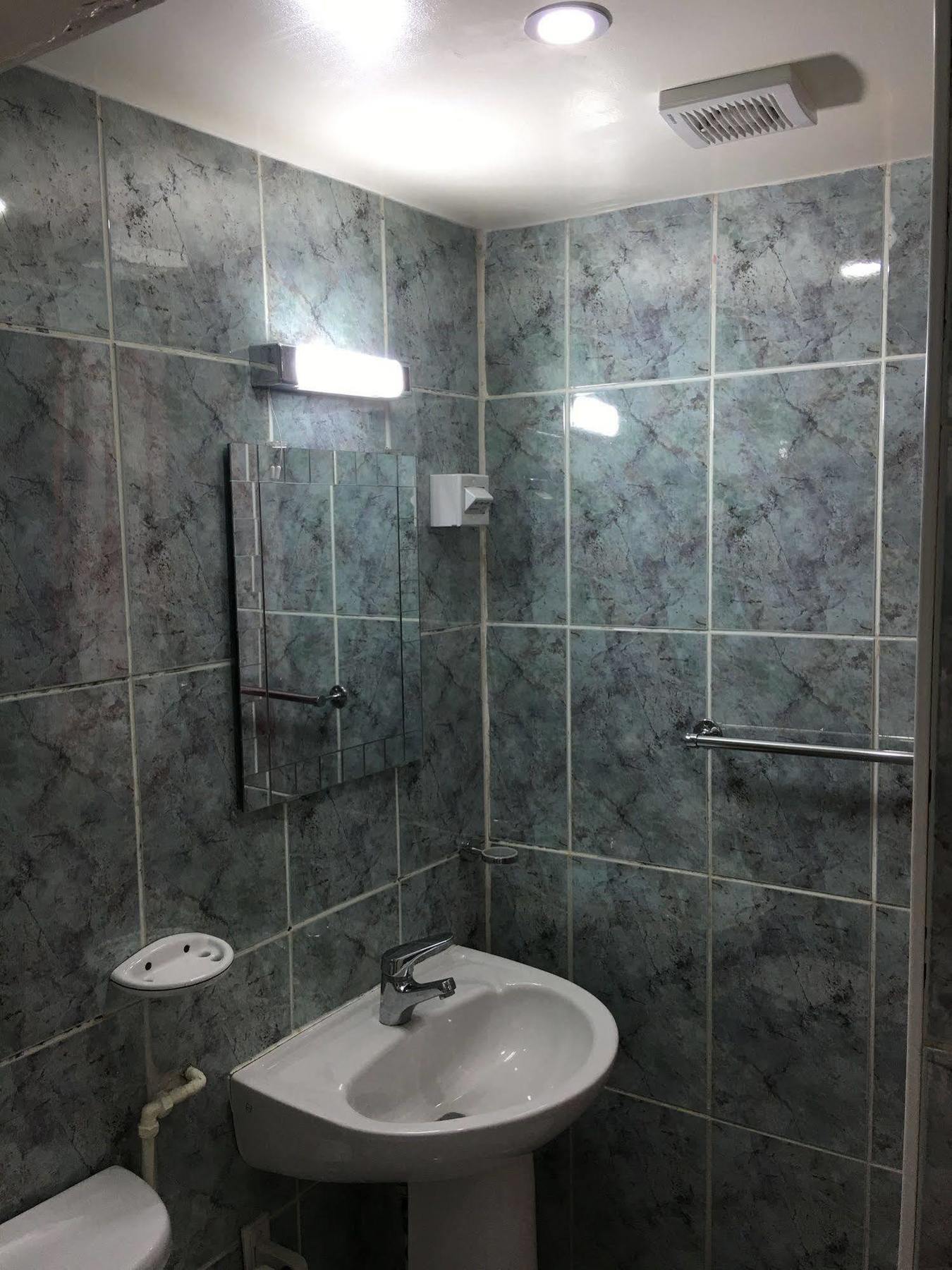 Surtees Guest house 2*