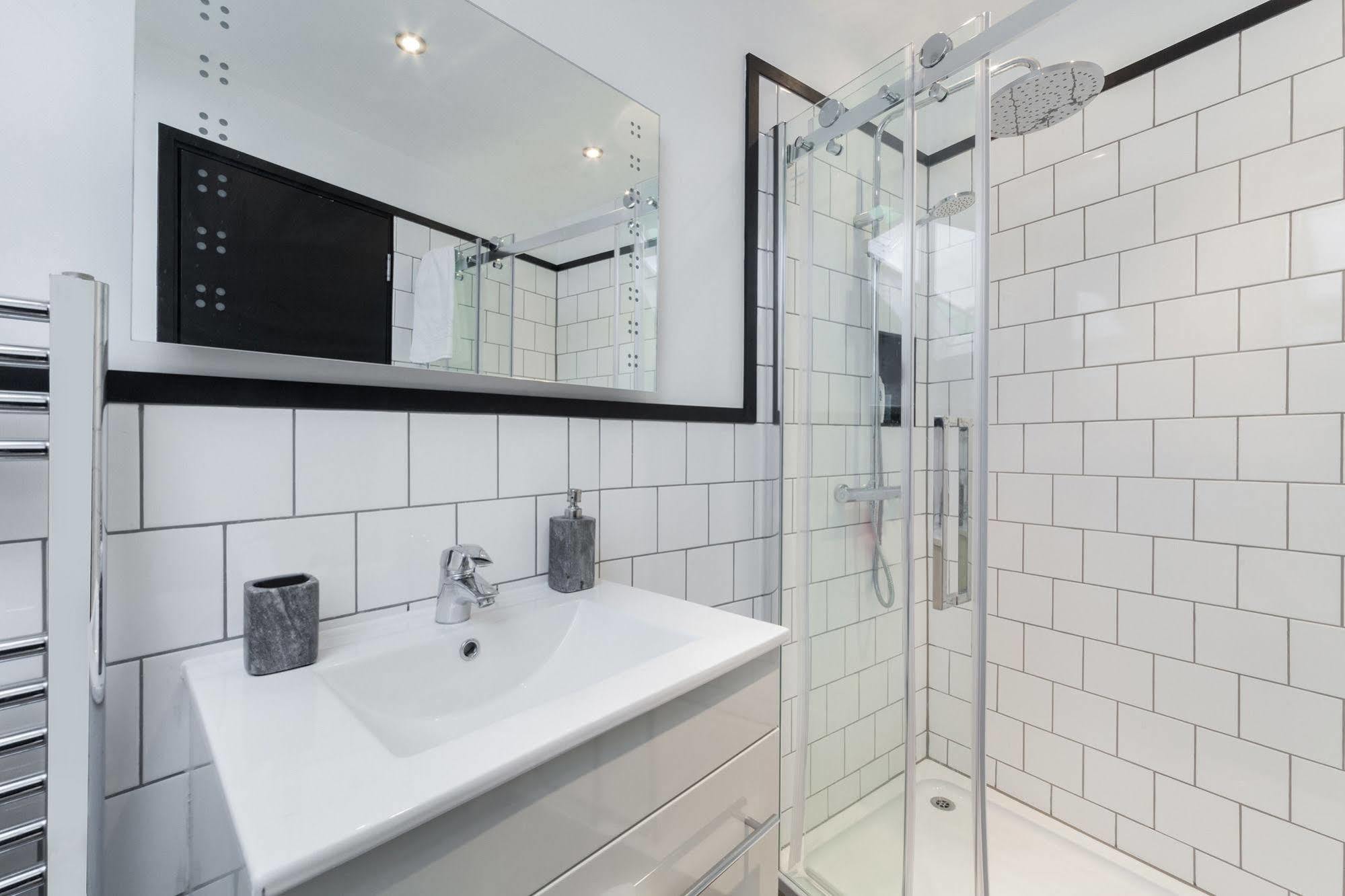 Apartment 6 Portobello Road