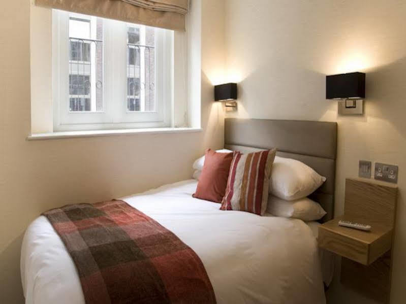 Hotel The Jade 3*