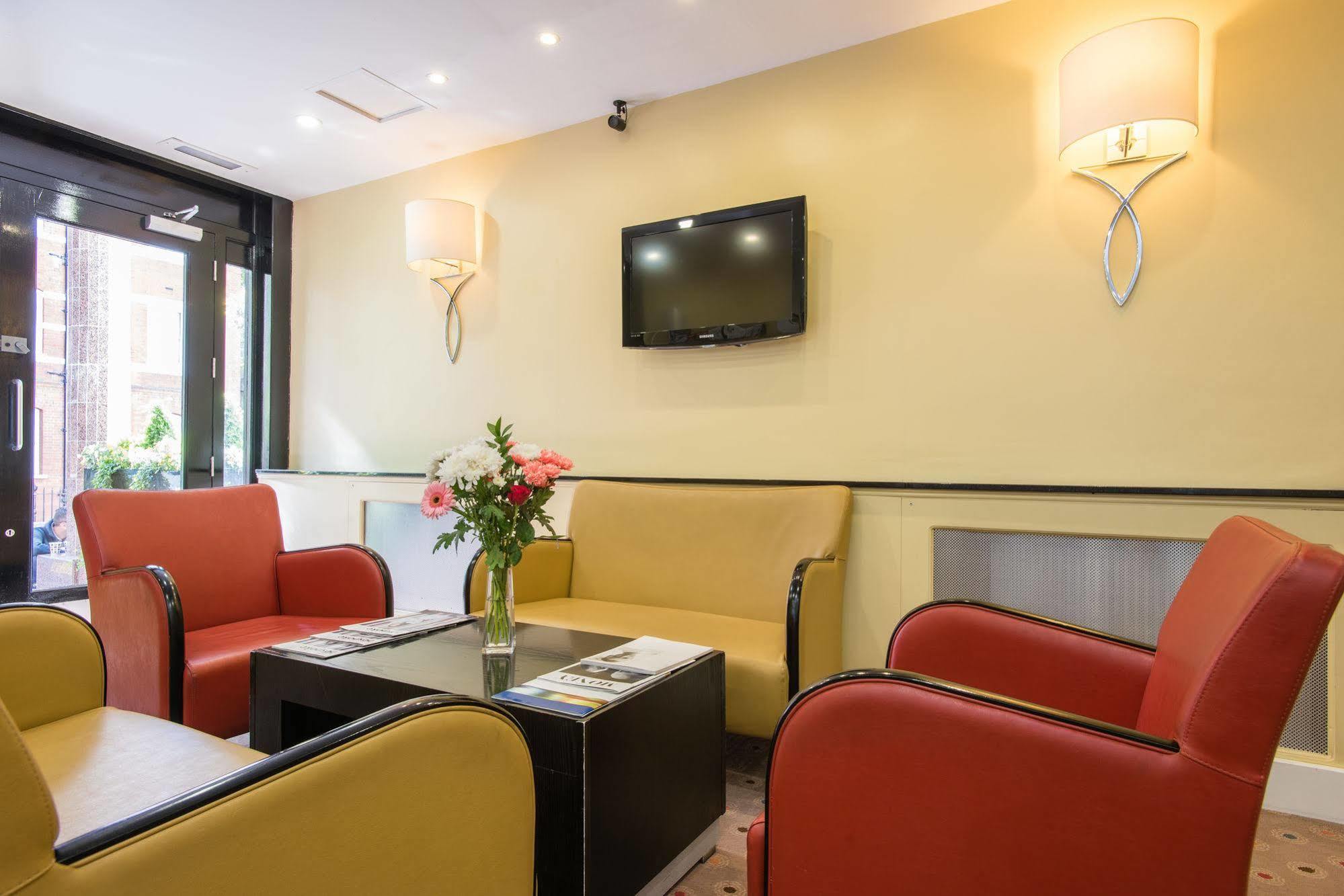Oliver Plaza 4* London