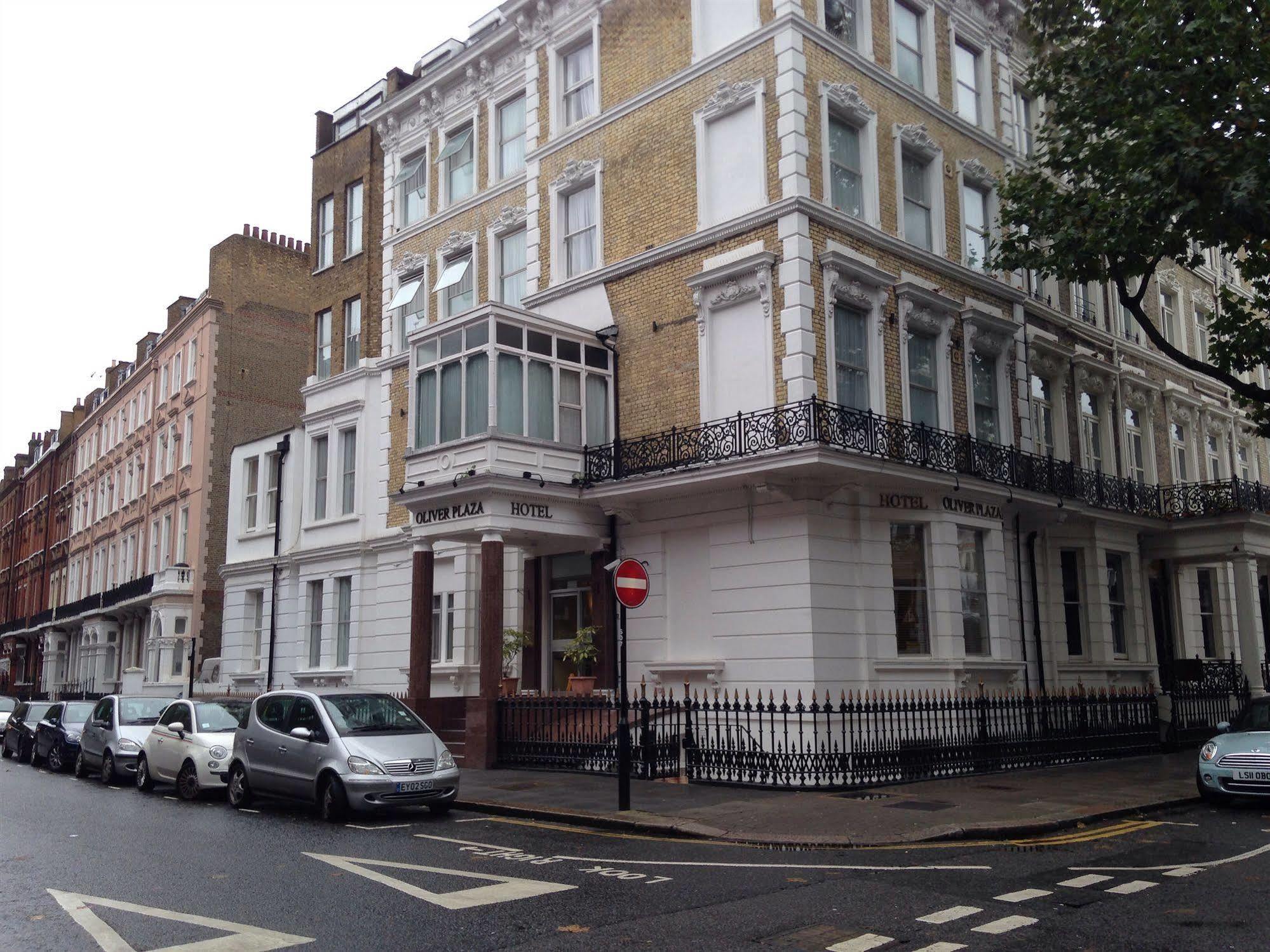 Oliver Plaza 4* London
