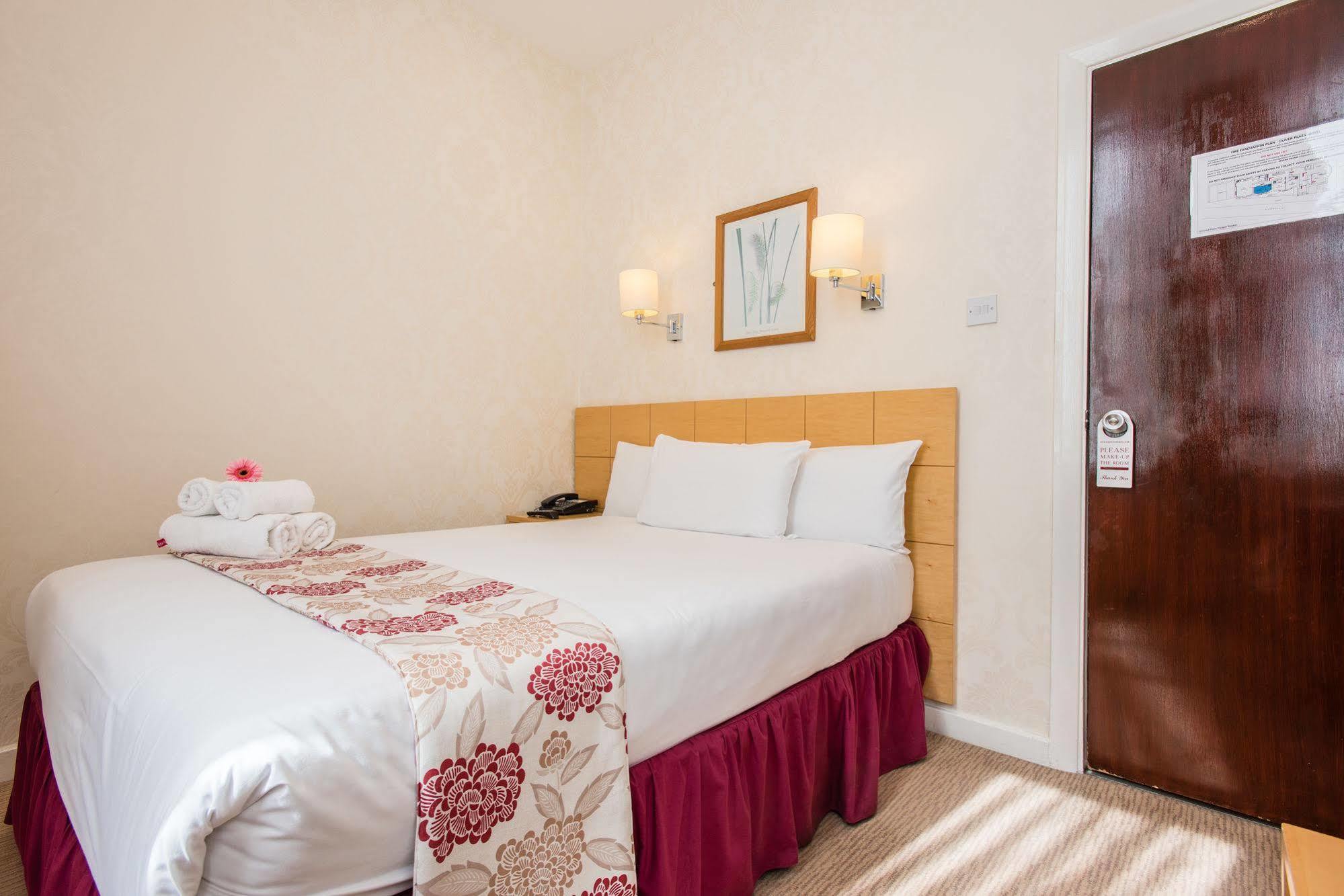 Oliver Plaza 4* London