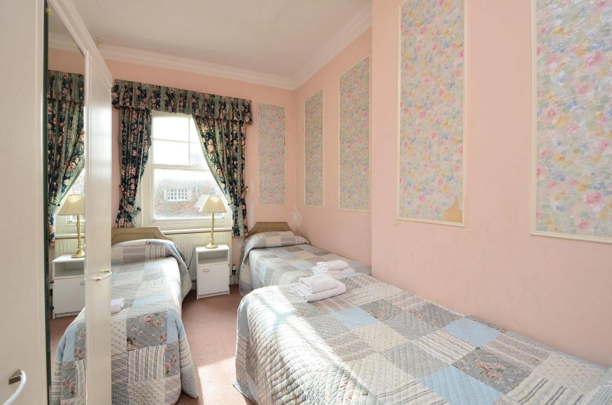 Appart hôtel Kensingtoncourt 3*