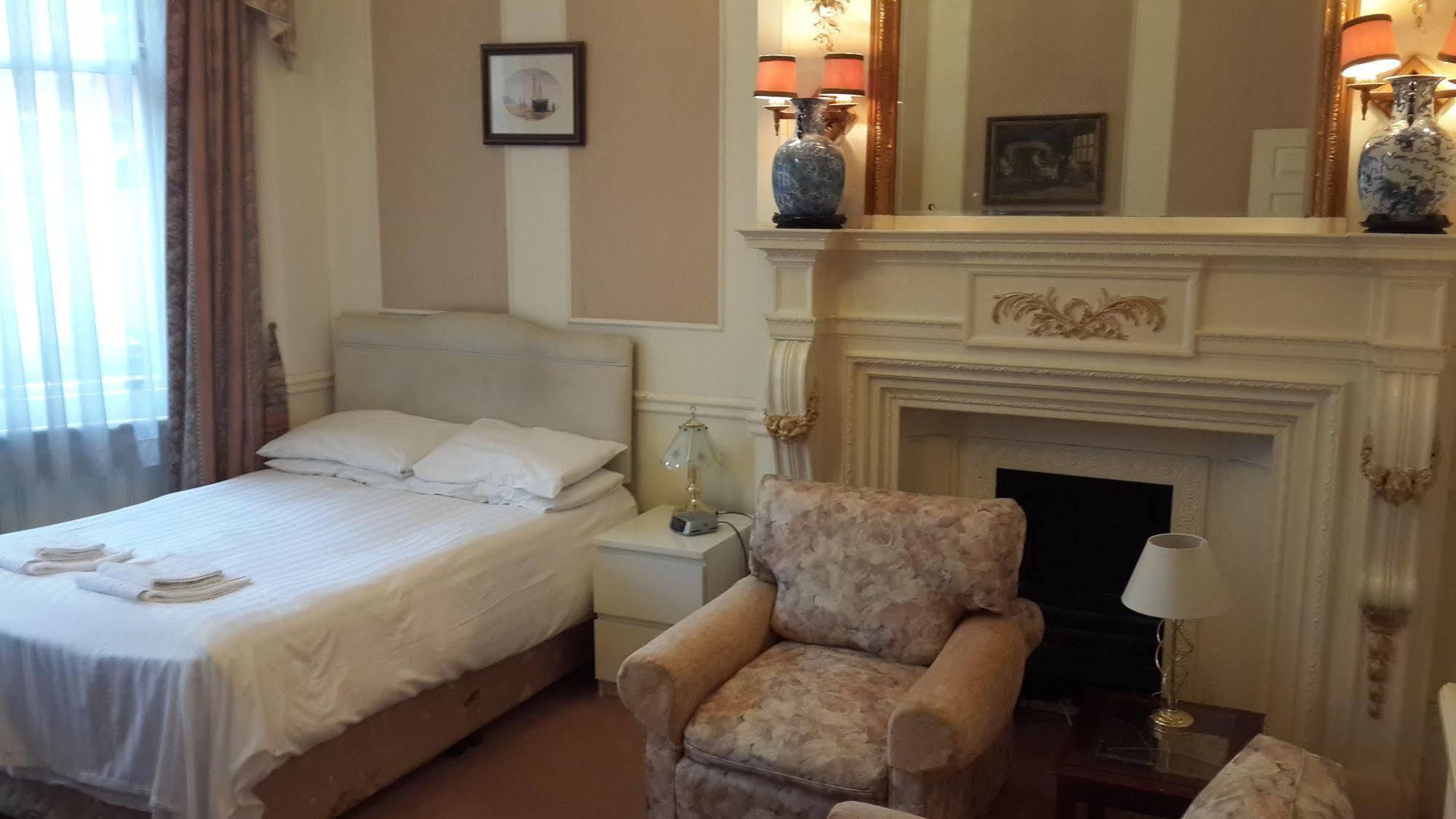 Kensingtoncourt Appart hôtel