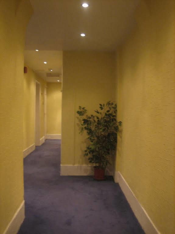 Hotel Adare London
