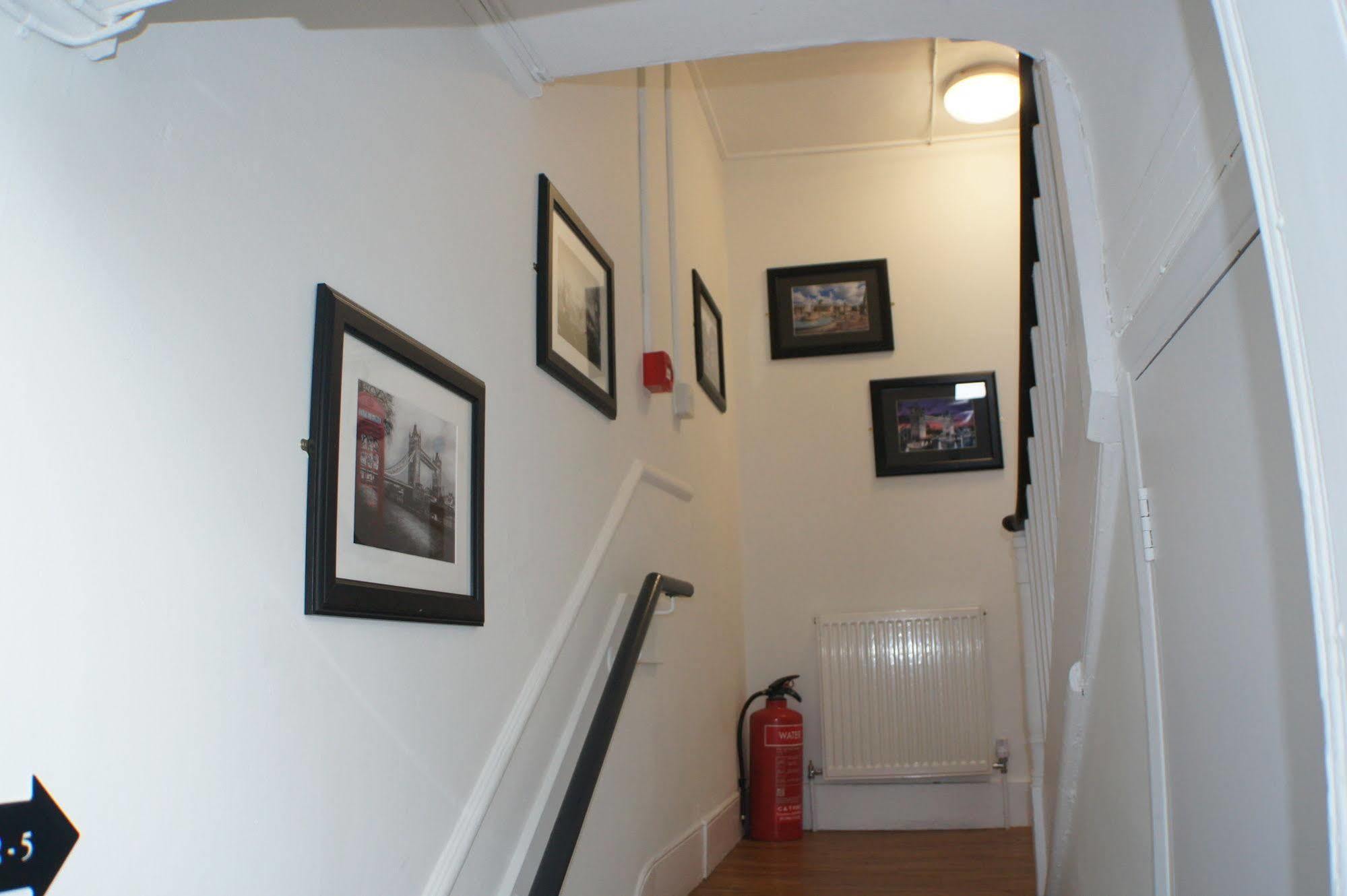 Grand Junction Arms Hotel London
