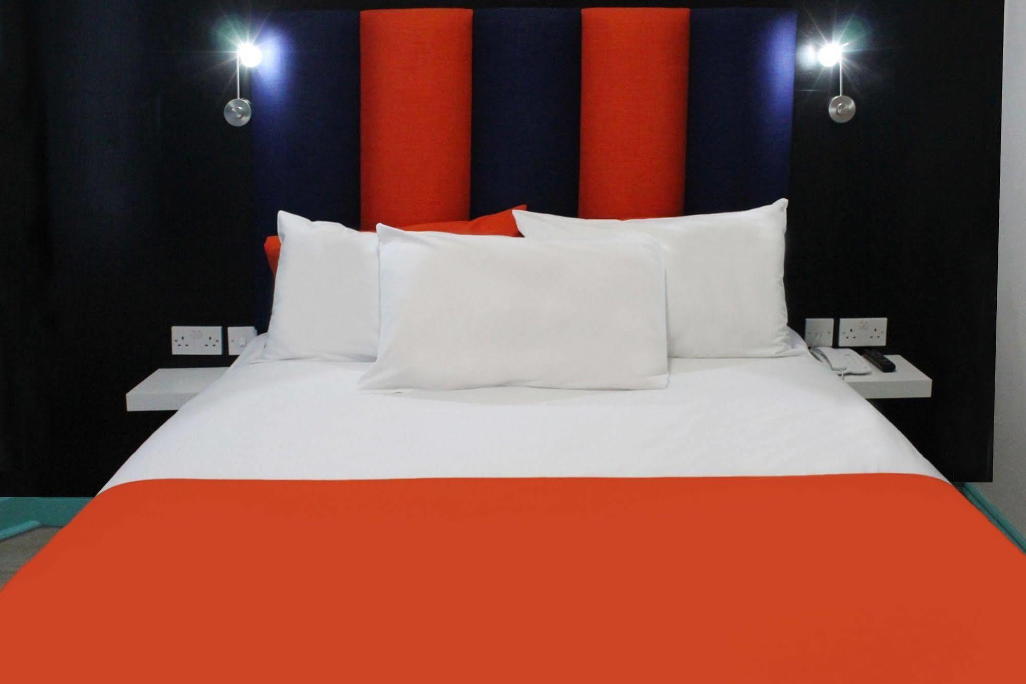 Hotell Clapham South Dudley 2*