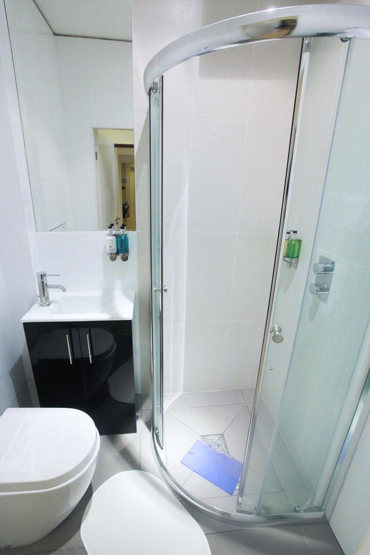 Room Home Stay 4* Londres