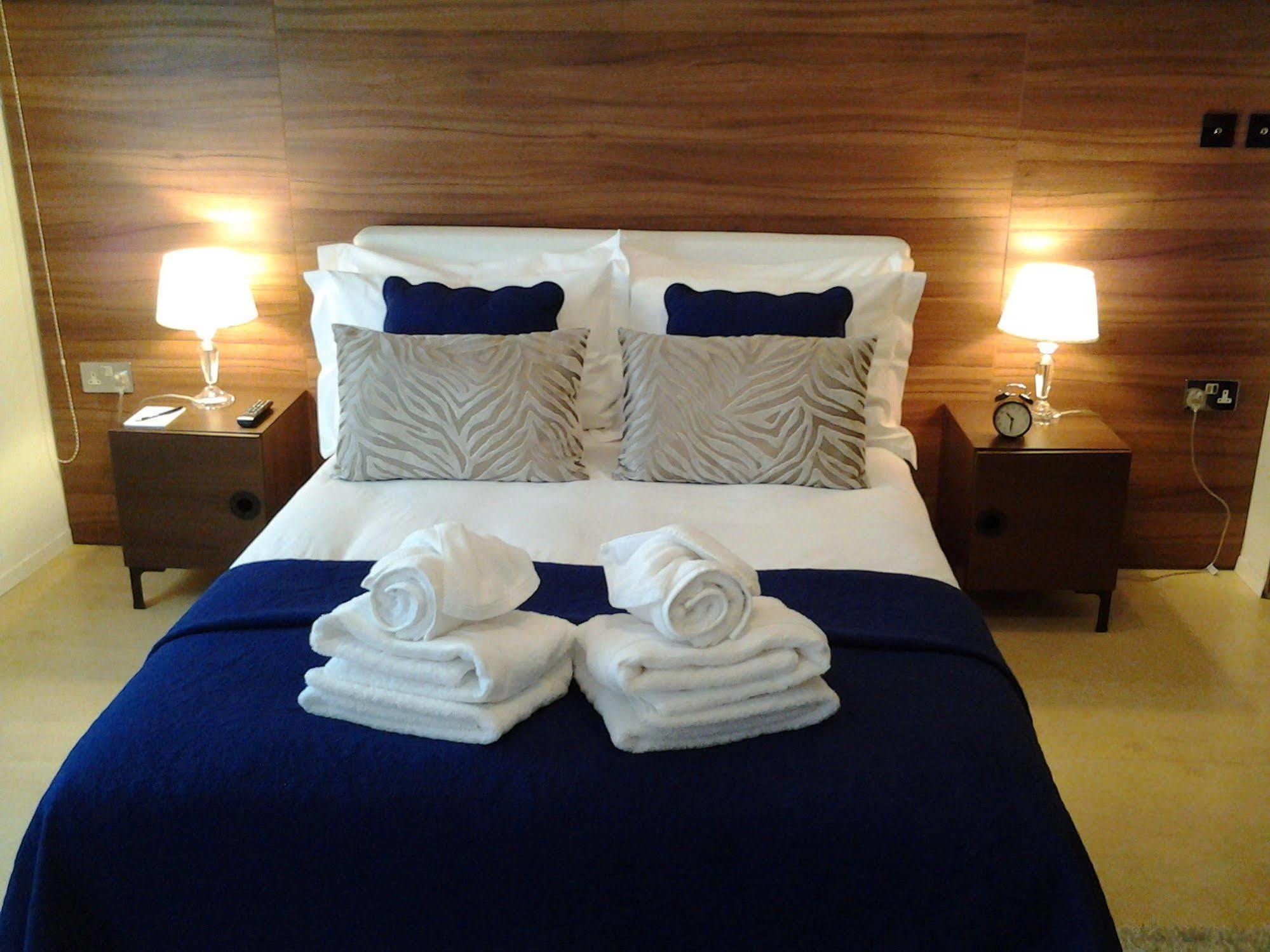 Room Home Stay 4* Londres