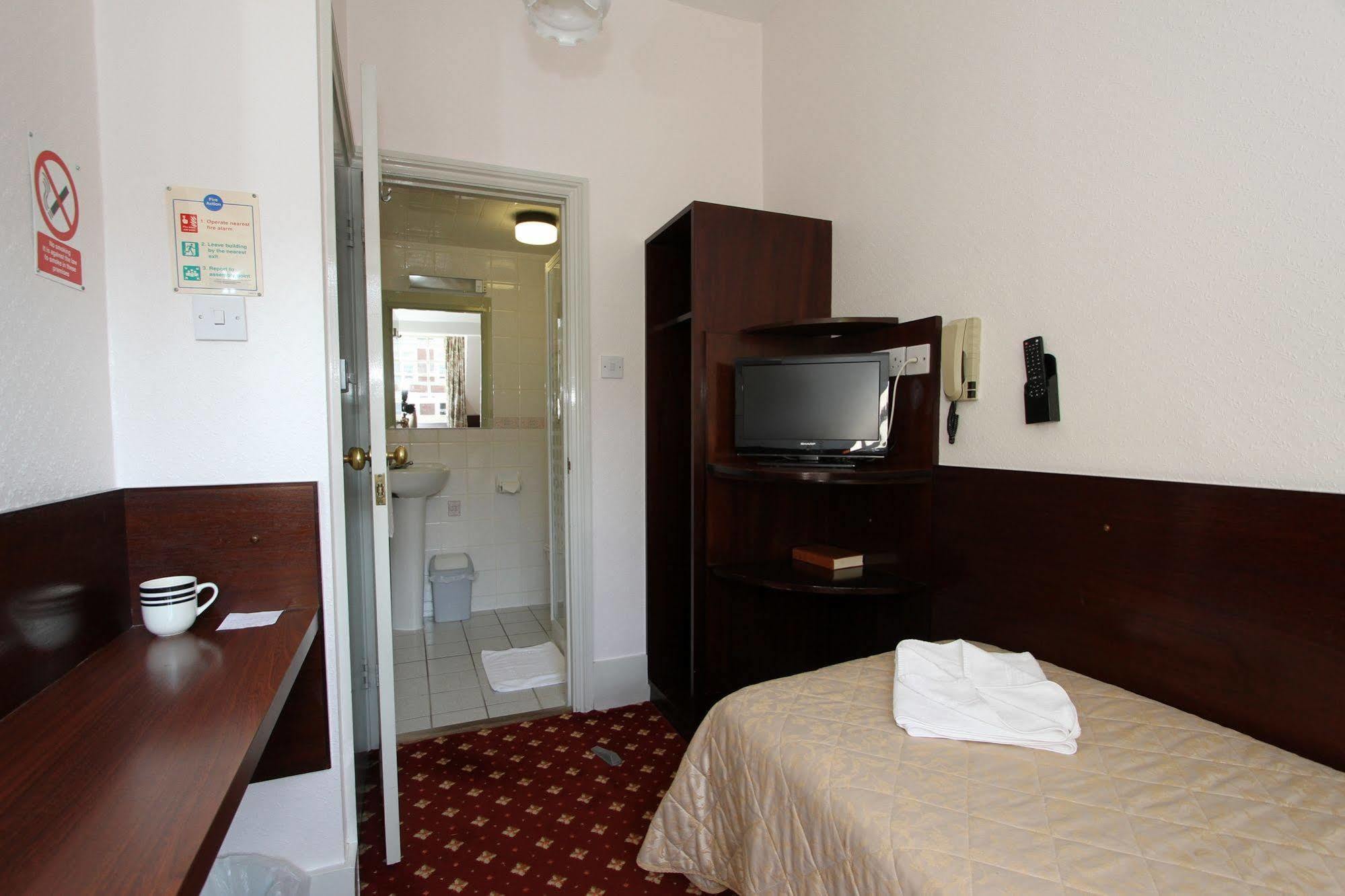 Hotel Ridgemount 2*