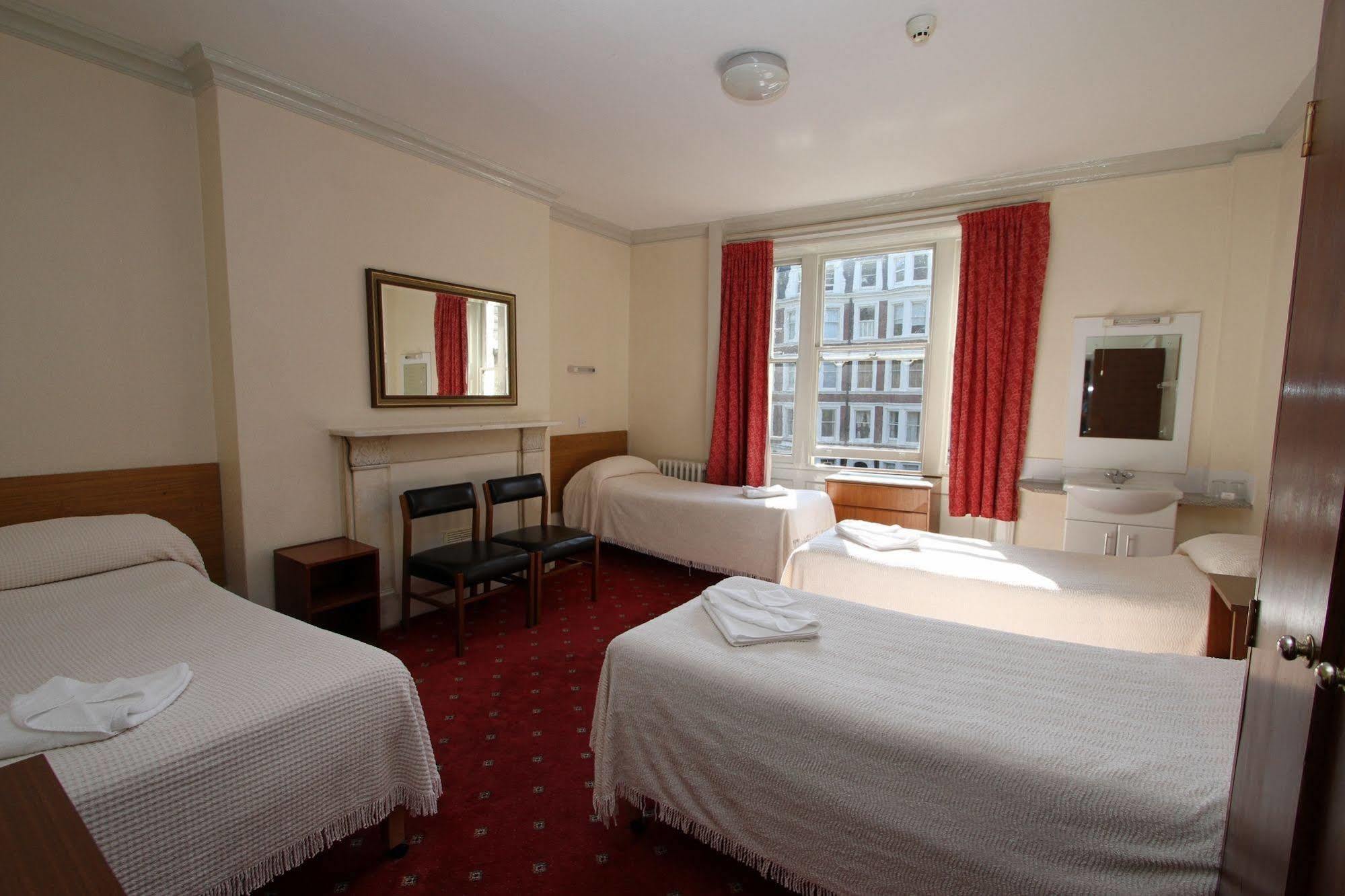 Hotel Ridgemount 2*