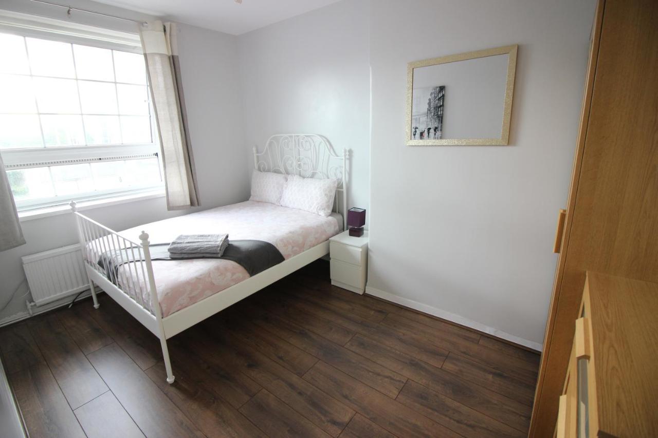 Betts Guest * Londen