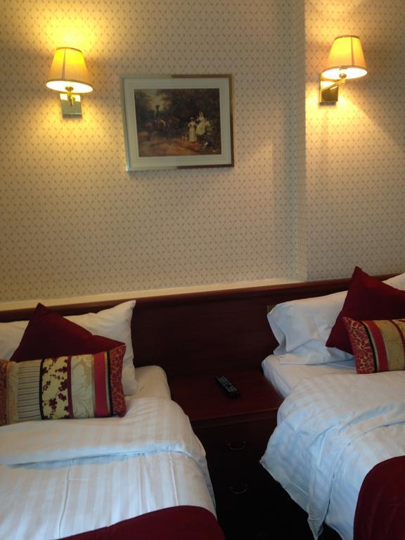 Avon Hotell