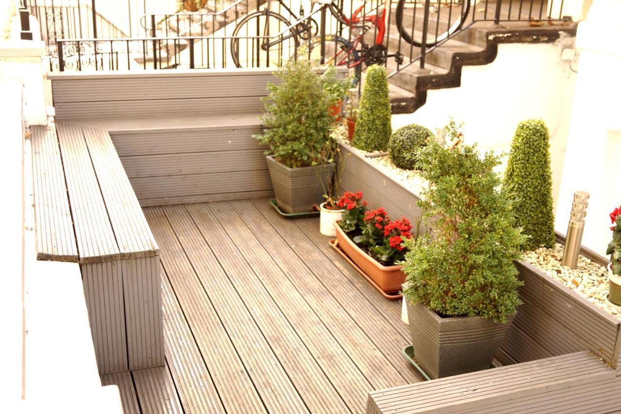 Comfotel Blu Bed & Breakfast London