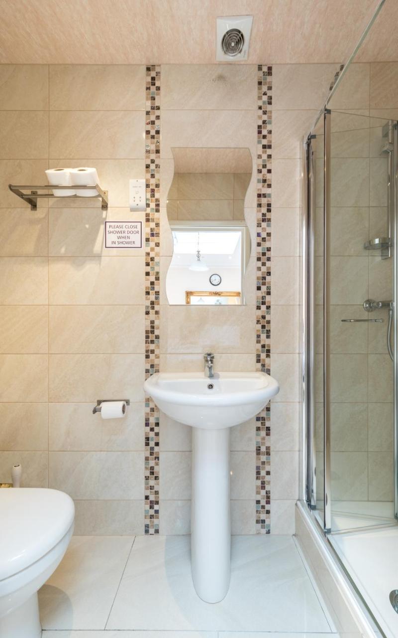 Royal By Saba Bed & Breakfast Londen