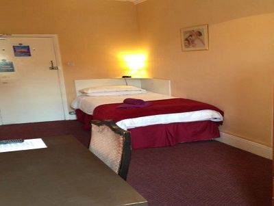 Bed & Breakfast Abbey -