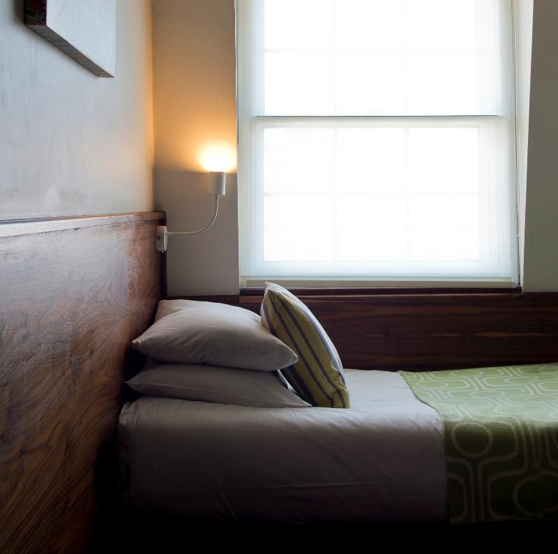 The California - Kings Cross Hotel