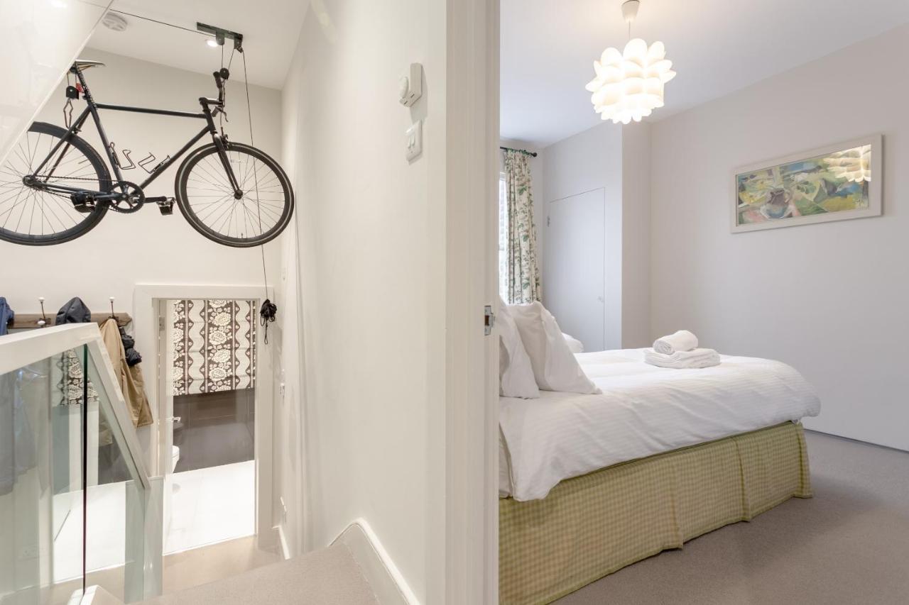 2 Bedroom Hammersmith Grove Sleeps 4 Appartement Londres
