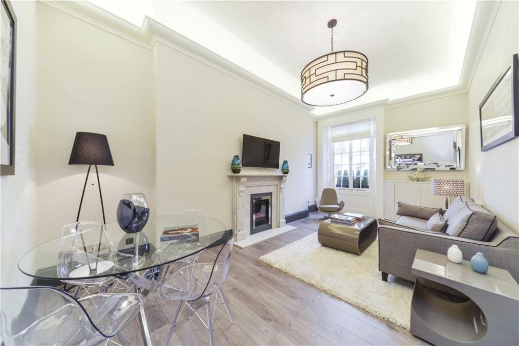 Beautiful 1 Bedroom Ovington Square Lejlighed *