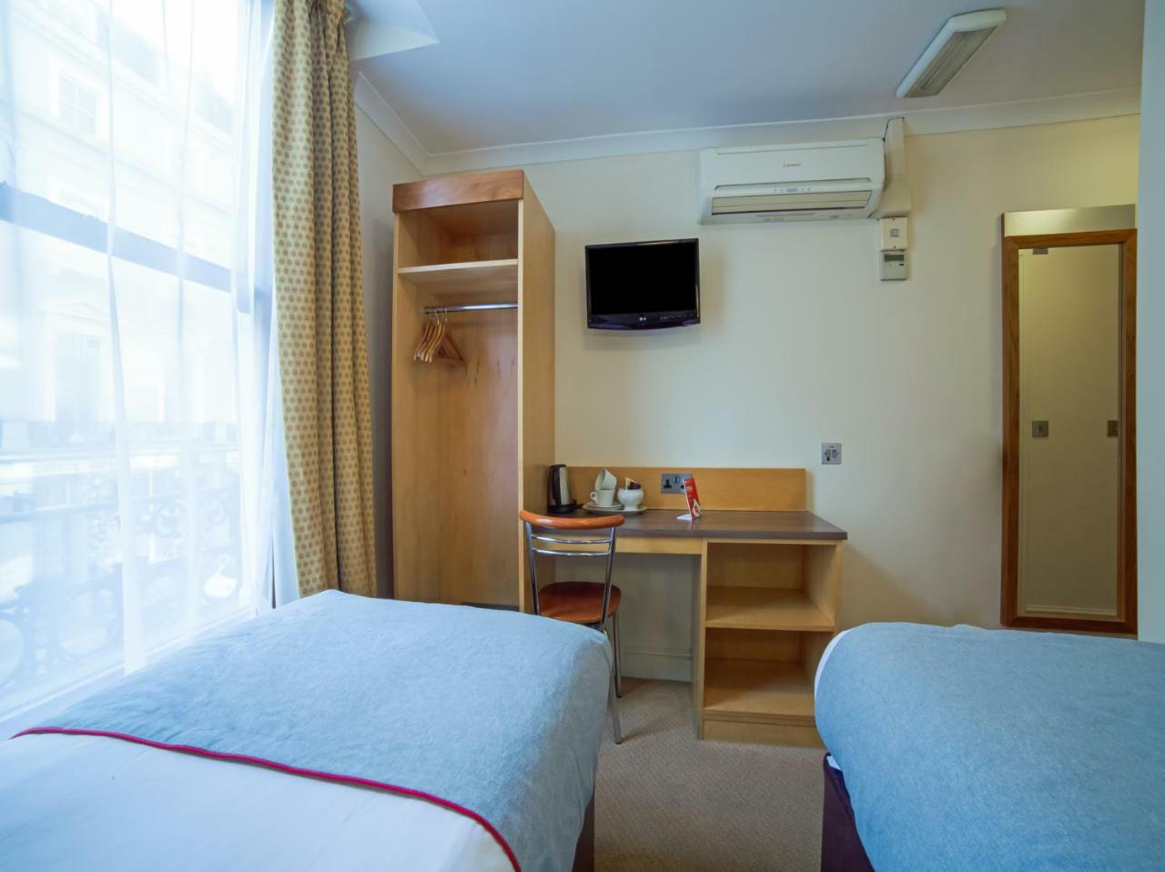 Elysee Hyde Park Hotel