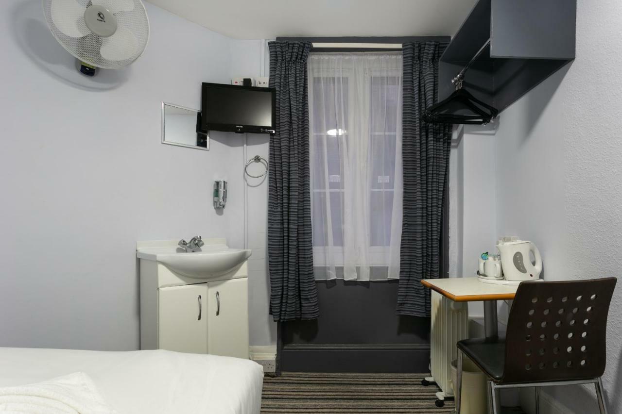 Victoria Station Hotel Londra