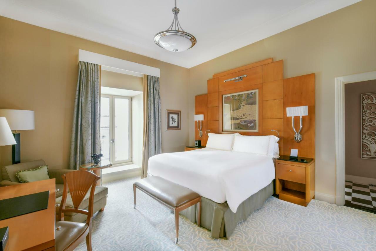 The Savoy Hotel 5*