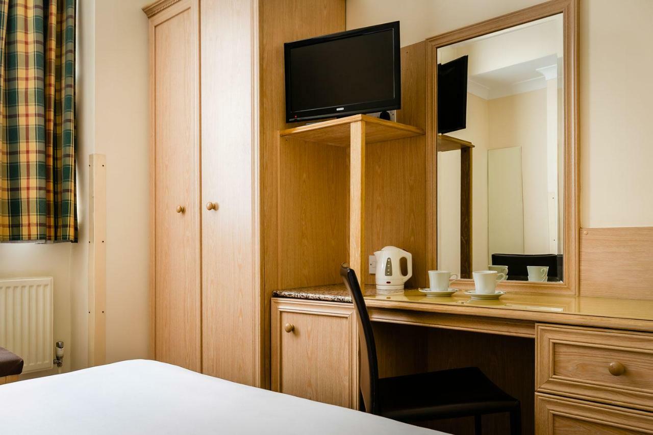 Hotel Henry Viii Londra