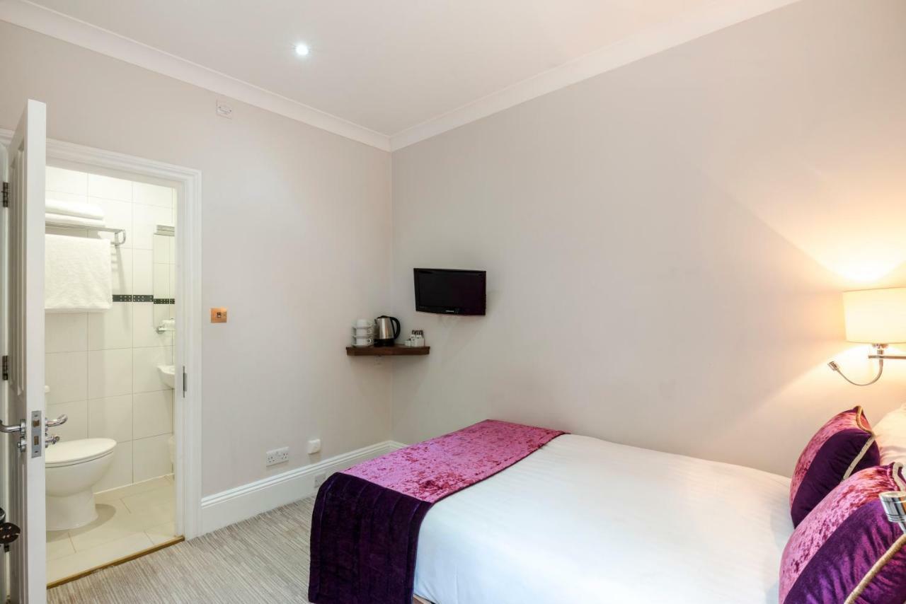 House Hotel